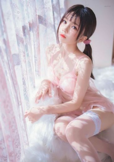 沼泽深处的女孩