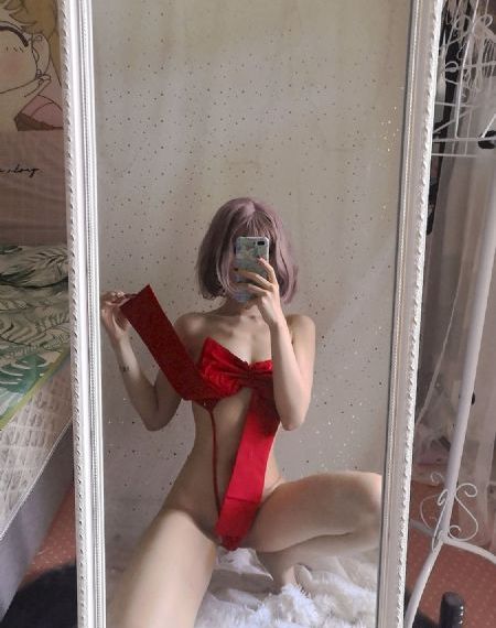 泳队惊魂